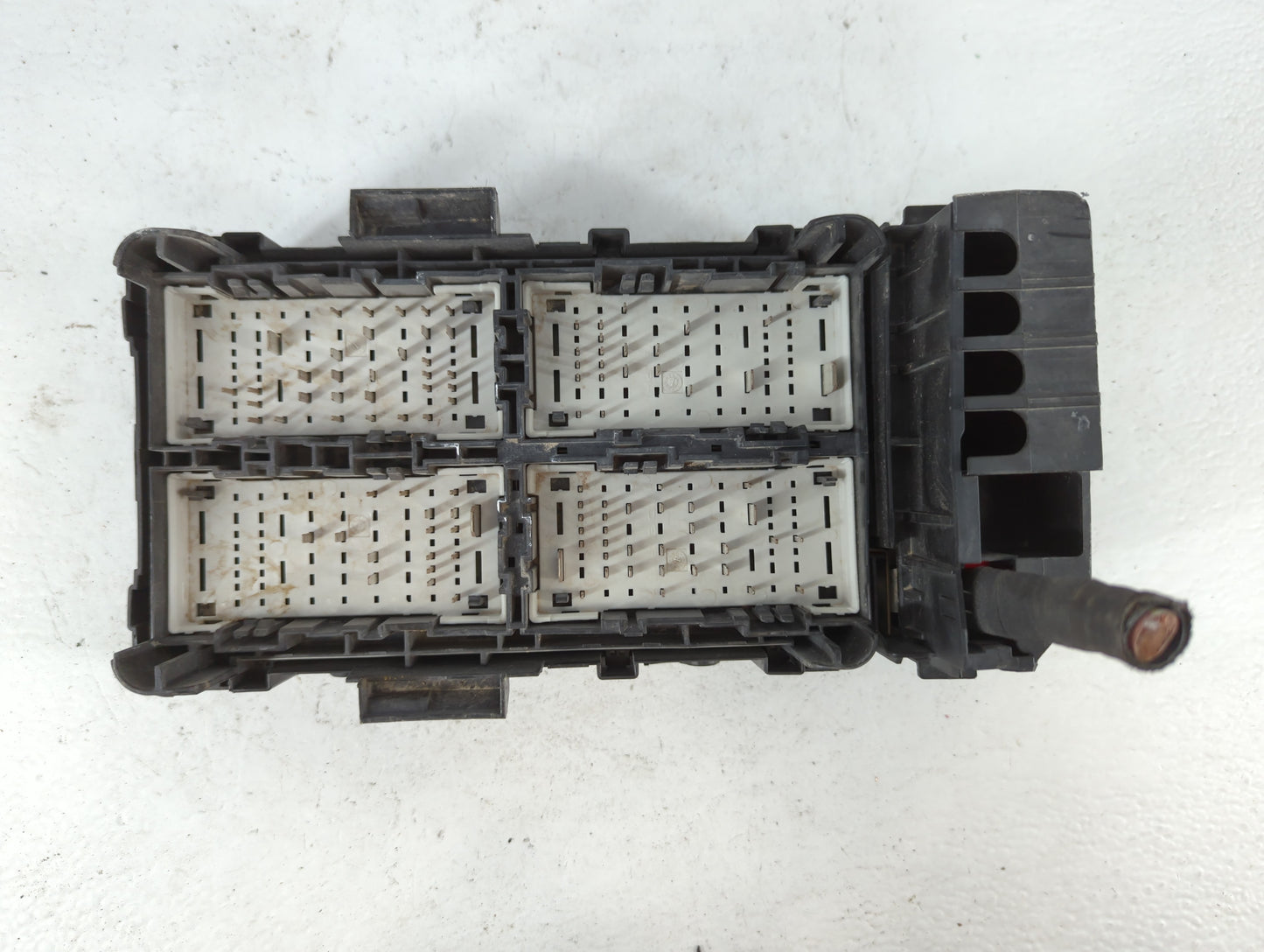 2022 Chevrolet Malibu Fusebox Fuse Box Panel Relay Module P/N:84950508_01 Fits OEM Used Auto Parts - Oemusedautoparts1.com