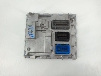 compare product 2020-2021 Chevrolet Malibu PCM Engine Control Computer ECU ECM PCU OEM P/N:12718932 Fits Fits 2020 2021 2022 OEM Used Auto Parts