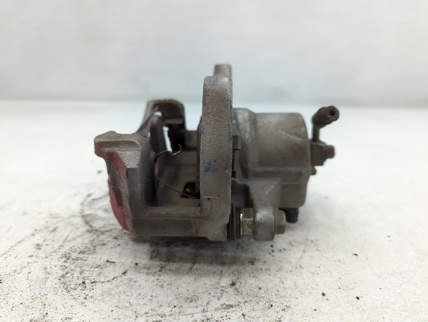 2022 Chevrolet Malibu Front Passenger Right Brake Caliper 775340 - Oemusedautoparts1.com
