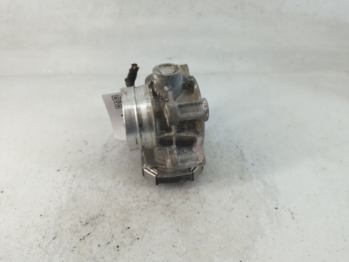 2016-2021 Chevrolet Malibu Throttle Body P/N:12671379AA Fits Fits 2016 2017 2018 2019 2020 2021 2022 OEM Used Auto Parts - O
