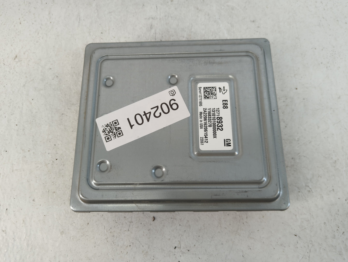 2020-2021 Chevrolet Malibu PCM Engine Control Computer ECU ECM PCU OEM P/N:12718932 Fits Fits 2020 2021 2022 OEM Used Auto P