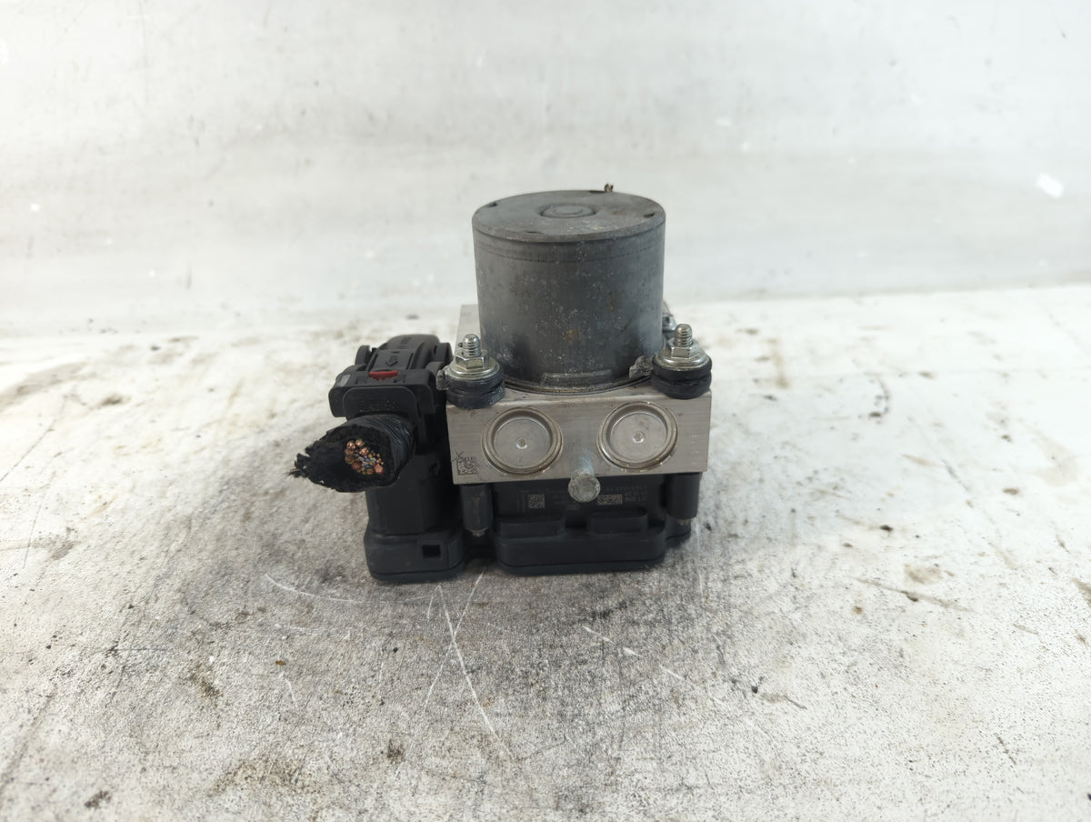 2019-2021 Chevrolet Malibu Anti-Lock Brake ABS Pump Module Actuator OEM P/N:42776698 Fits Fits 2019 2020 2021 OEM Used Auto 