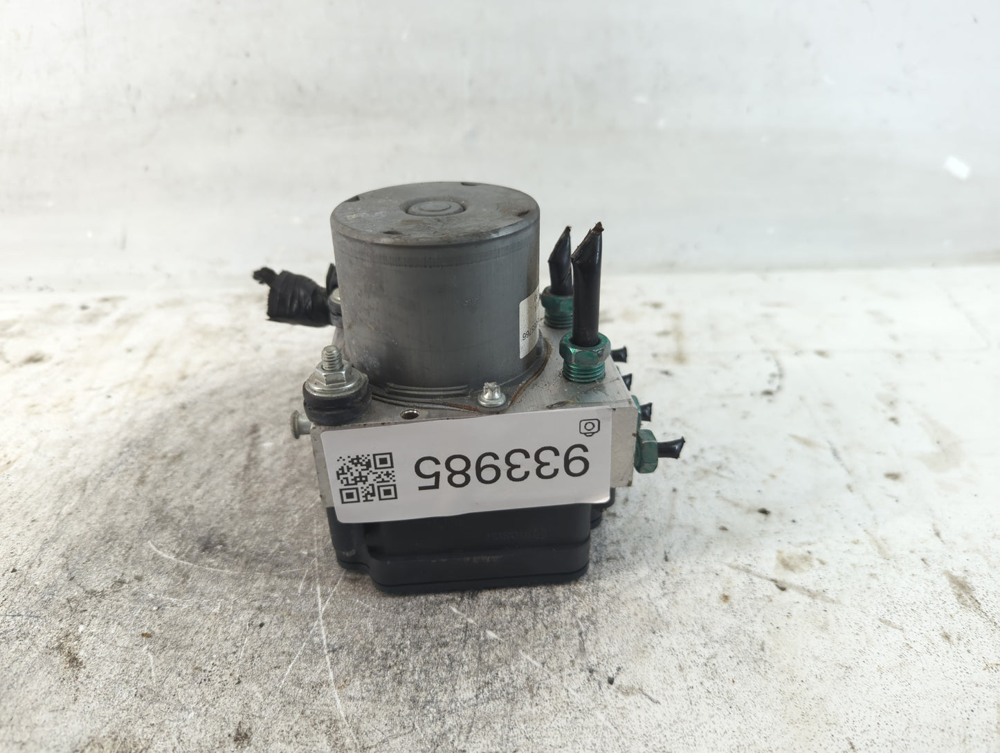 2019-2021 Chevrolet Malibu ABS Pump Control Module Replacement P/N:42776698 Fits Fits 2019 2020 2021 OEM Used Auto Parts - O