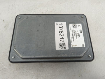 2021-2022 Chevrolet Silverado PCM Engine Control Computer ECU ECM PCU OEM P/N:12711795 Fits Fits 2020 2021 2022 OEM Used Aut