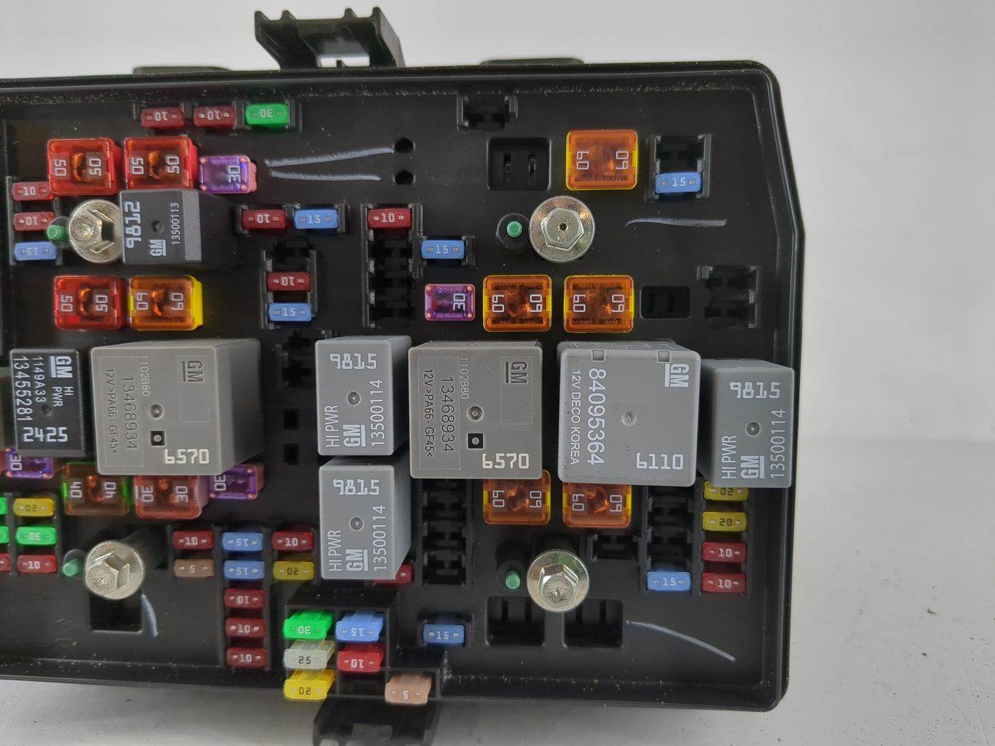 2021-2022 Chevrolet Silverado 1500 Fusebox Fuse Box Panel Relay Module P/N:8671158_01 3271-10:32 Fits Fits 2021 2022 OEM Use