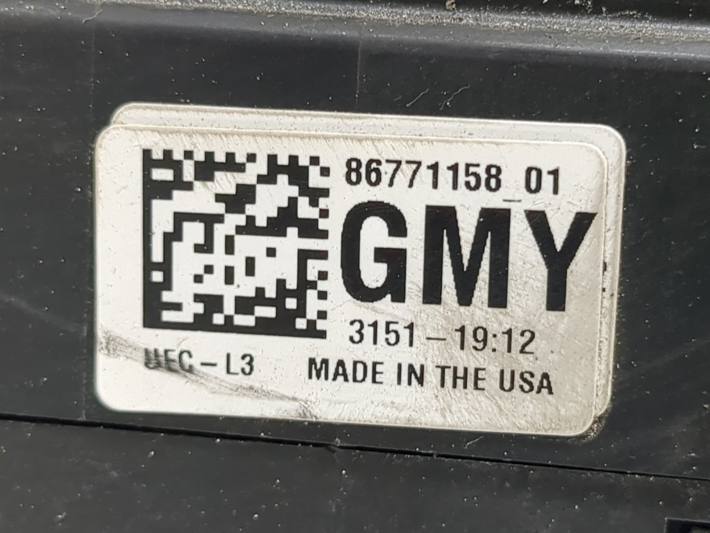 2021-2022 Chevrolet Silverado 1500 Fusebox Fuse Box Panel Relay Module P/N:8671158_01 3271-10:32 Fits Fits 2021 2022 OEM Use