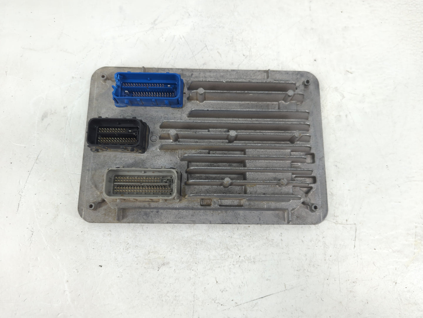 2021-2022 Chevrolet Silverado 1500 PCM Engine Control Computer ECU ECM PCU OEM P/N:12716258 Fits Fits 2020 2021 2022 OEM Use