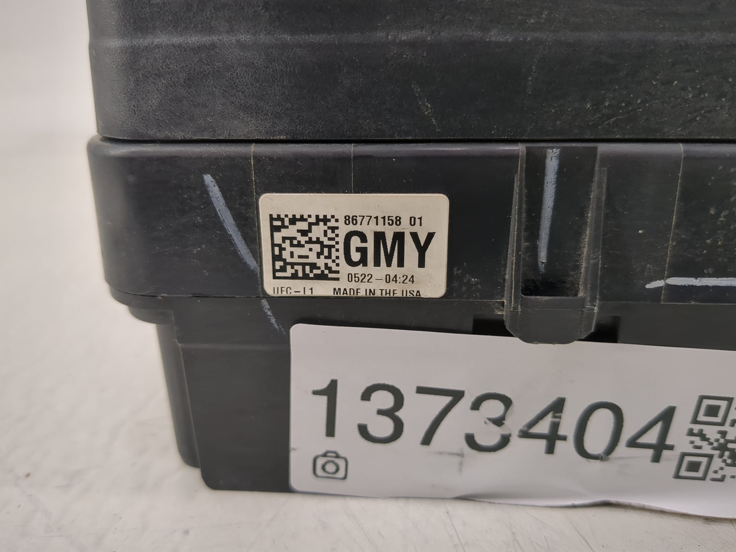 2021-2022 Chevrolet Silverado 1500 Fusebox Fuse Box Panel Relay Module P/N:86771158 Fits Fits 2021 2022 OEM Used Auto Parts 