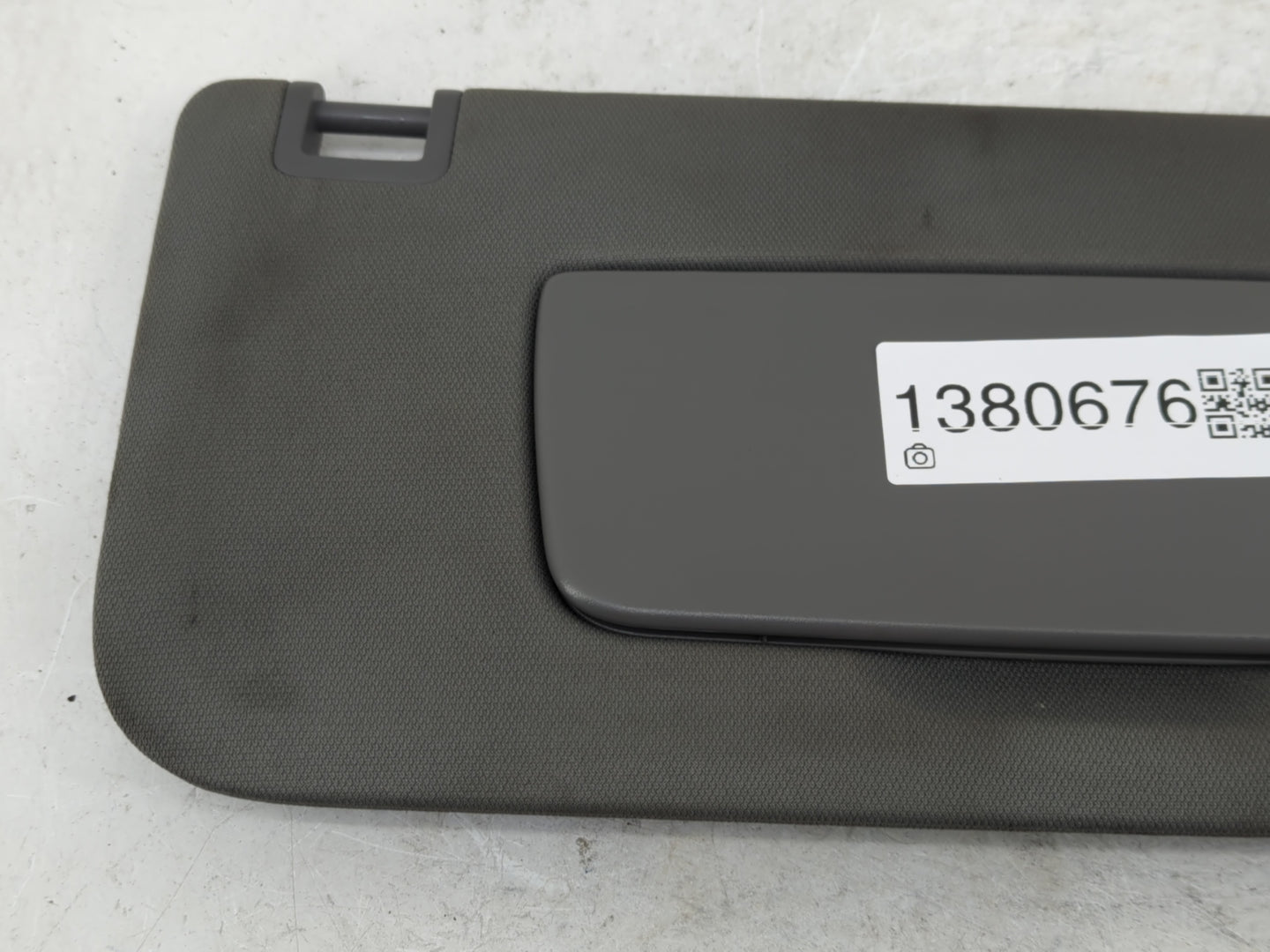 2019-2022 Chevrolet Silverado 1500 Sun Visor Shade Replacement Passenger Right Mirror Fits Fits 2019 2020 2021 2022 OEM Used