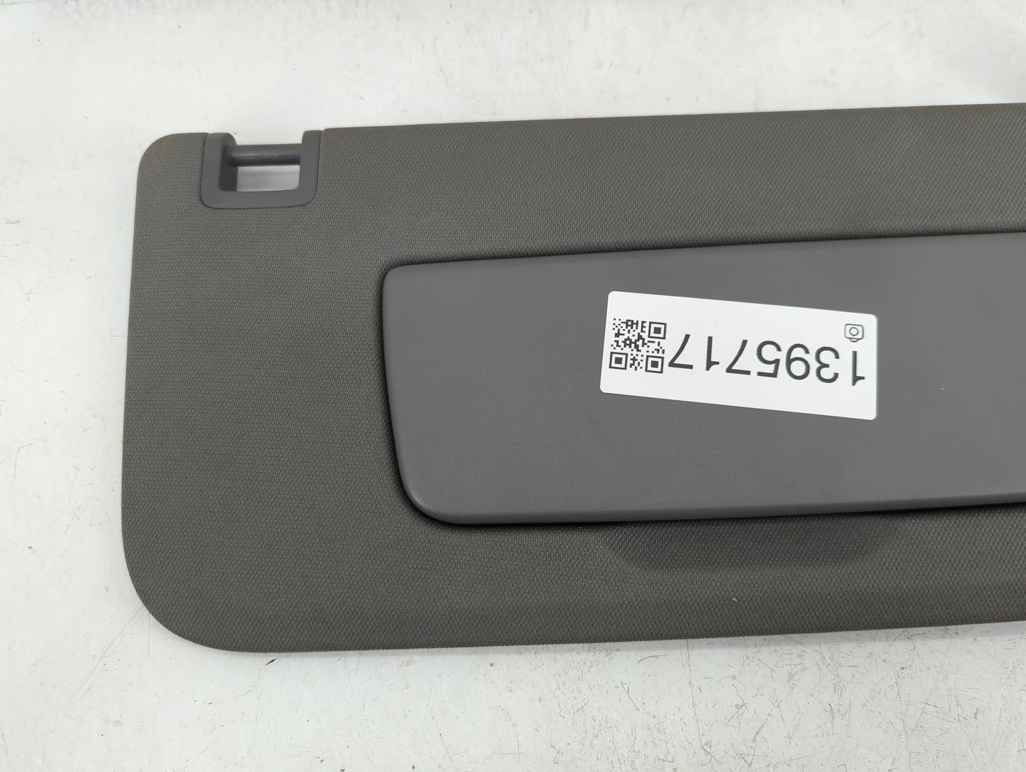 2019-2022 Chevrolet Silverado 1500 Sun Visor Shade Replacement Passenger Right Mirror Fits Fits 2019 2020 2021 2022 OEM Used