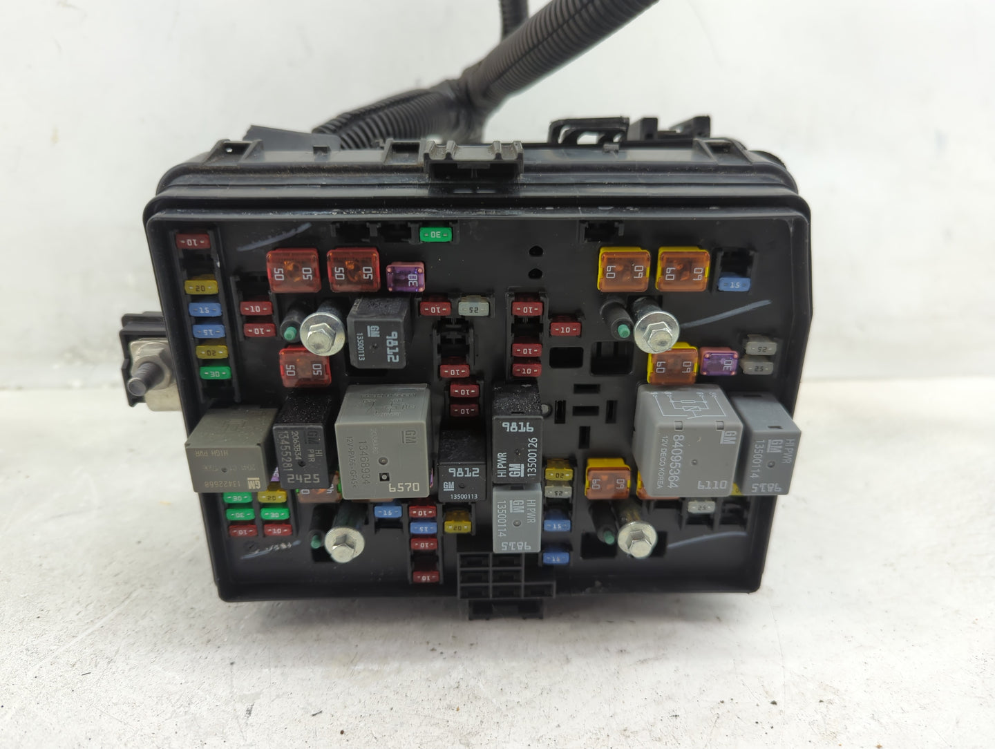 2022 Chevrolet Silverado 1500 Fusebox Fuse Box Panel Relay Module Fits OEM Used Auto Parts - Oemusedautoparts1.com