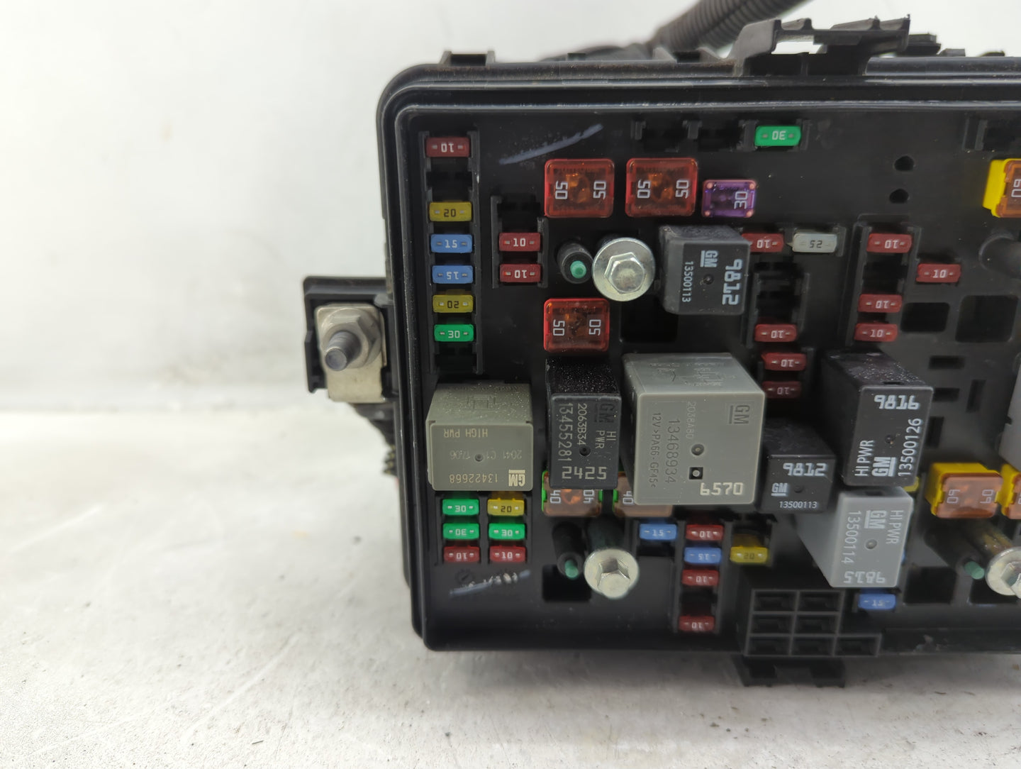 2022 Chevrolet Silverado 1500 Fusebox Fuse Box Panel Relay Module Fits OEM Used Auto Parts - Oemusedautoparts1.com