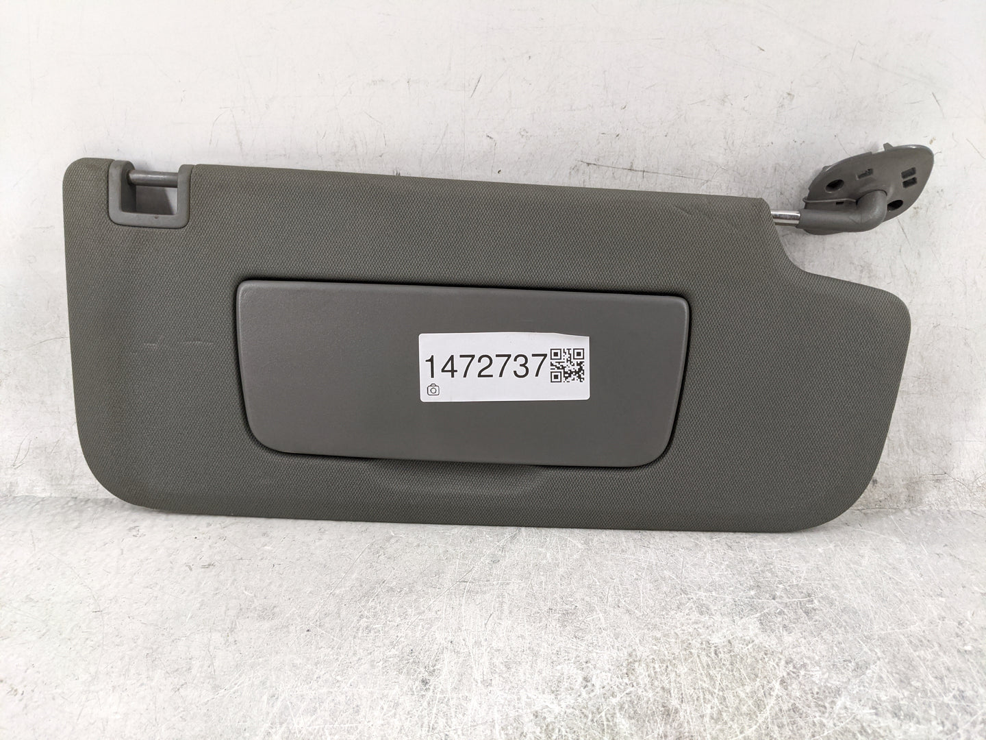 2019-2022 Chevrolet Silverado 1500 Sun Visor Shade Replacement Passenger Right Mirror Fits Fits 2019 2020 2021 2022 OEM Used