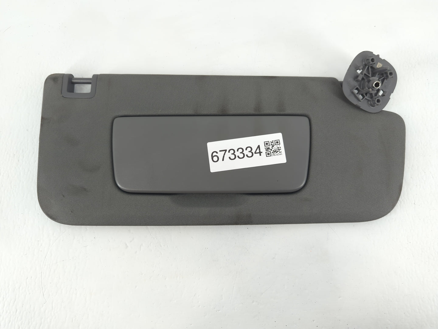 2019-2022 Chevrolet Silverado 1500 Sun Visor Shade Replacement Passenger Right Mirror Fits Fits 2019 2020 2021 2022 OEM Used