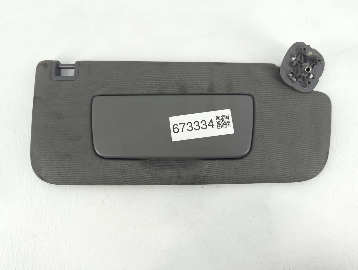 2019-2022 Chevrolet Silverado 1500 Sun Visor Shade Replacement Passenger Right Mirror Fits Fits 2019 2020 2021 2022 OEM Used