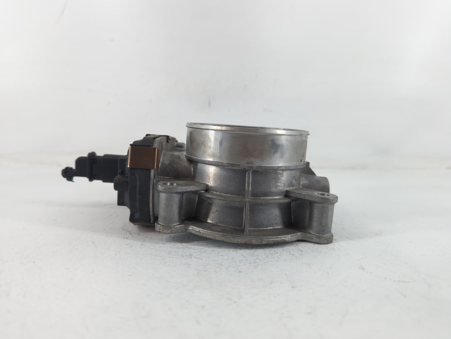 2014-2022 Chevrolet Silverado 1500 Throttle Body P/N:12713775 Fits Fits 2014 2015 2016 2017 2018 2019 2020 2021 2022 OEM Use