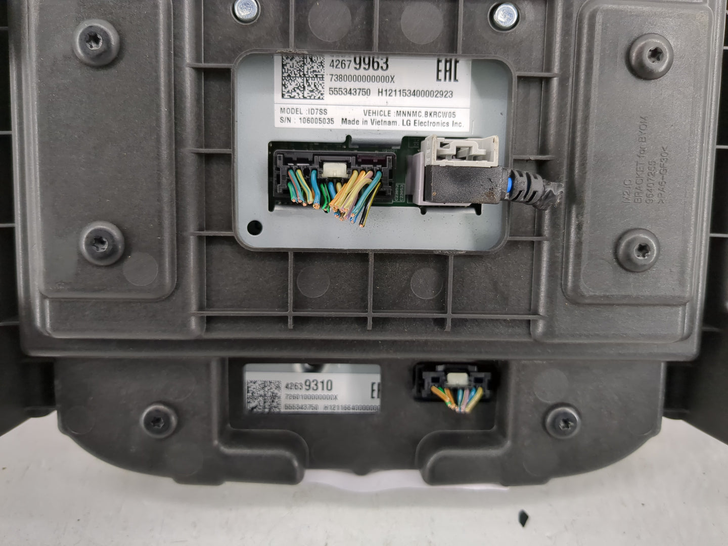 2022 Chevrolet Spark Radio AM FM Cd Player Receiver Replacement P/N:42679963 Fits OEM Used Auto Parts - Oemusedautoparts1.co