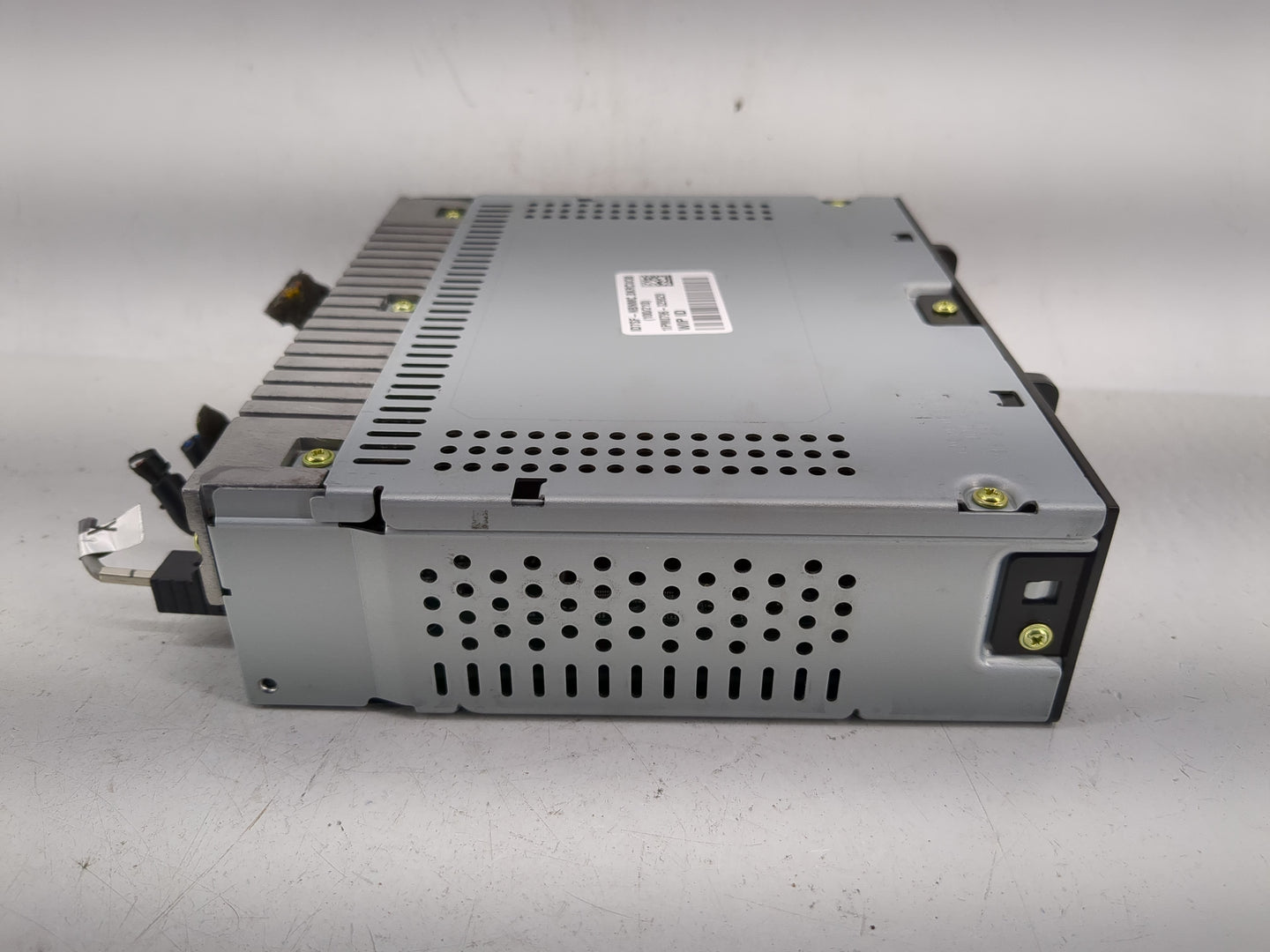 2020-2022 Chevrolet Spark Radio AM FM Cd Player Receiver Replacement P/N:42756550 Fits Fits 2020 2021 2022 OEM Used Auto Par