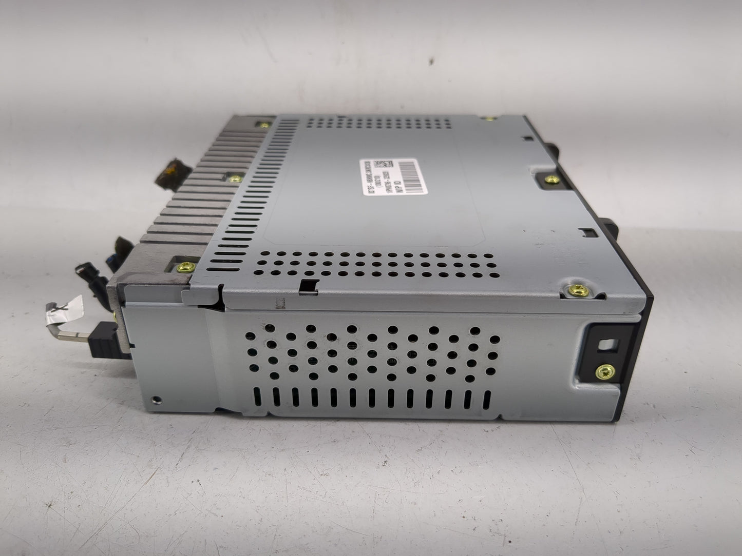2020-2022 Chevrolet Spark Radio AM FM Cd Player Receiver Replacement P/N:42756550 Fits Fits 2020 2021 2022 OEM Used Auto Par