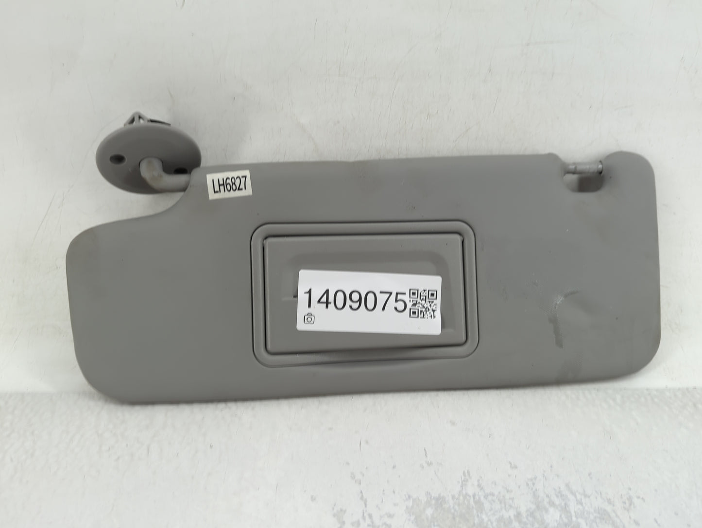 2016-2022 Chevrolet Spark Sun Visor Shade Replacement Driver Left Mirror Fits Fits 2016 2017 2018 2019 2020 2021 2022 OEM Us