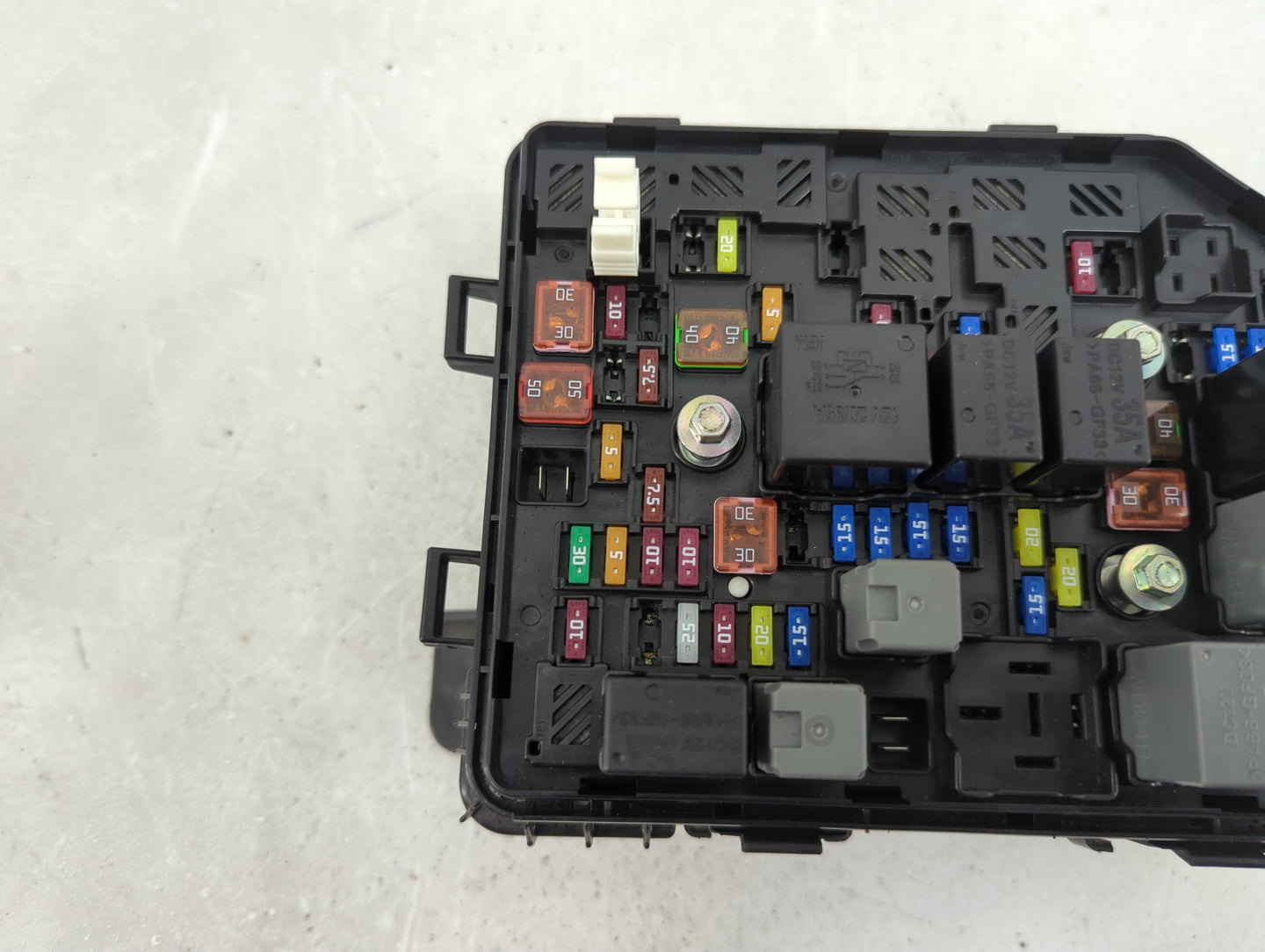 2019-2022 Chevrolet Spark Fusebox Fuse Box Panel Relay Module Fits Fits 2019 2020 2021 2022 OEM Used Auto Parts - Oemusedaut