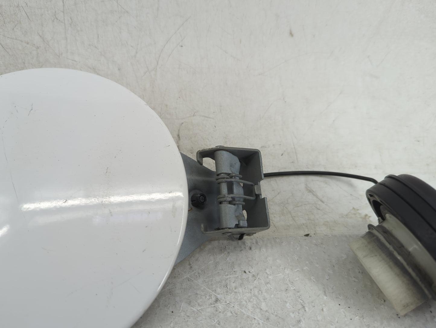 2022 Chevrolet Spark Fuel Tank Door Lid Gas Tank White - Oemusedautoparts1.com