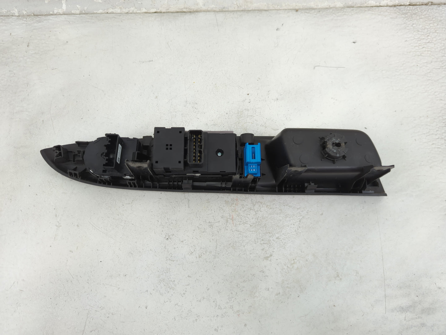 2016-2022 Chevrolet Spark Master Power Window Switch Replacement Driver Side Left P/N:3859 20220510 Fits OEM Used Auto Parts