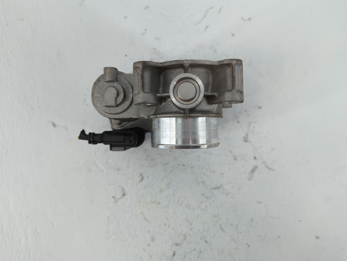 2016-2022 Chevrolet Spark Throttle Body P/N:72CJ2070A059312704589000 Fits Fits 2016 2017 2018 2019 2020 2021 2022 OEM Used A