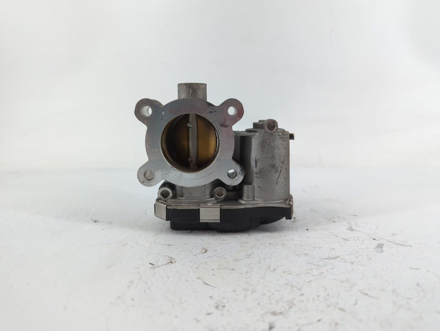 2016-2022 Chevrolet Spark Throttle Body P/N:72CJ2070A059312704589000 Fits Fits 2016 2017 2018 2019 2020 2021 2022 OEM Used A