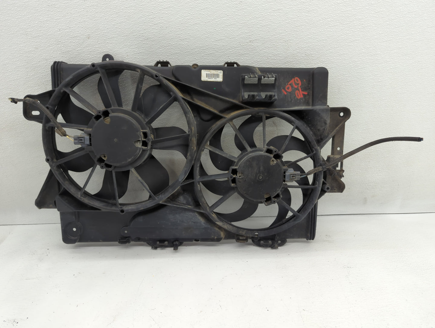 2022 Chevrolet Tahoe Left Radiator Fan Motor Assembly Black - Oemusedautoparts1.com