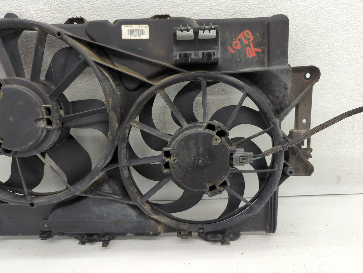 2022 Chevrolet Tahoe Left Radiator Fan Motor Assembly Black - Oemusedautoparts1.com