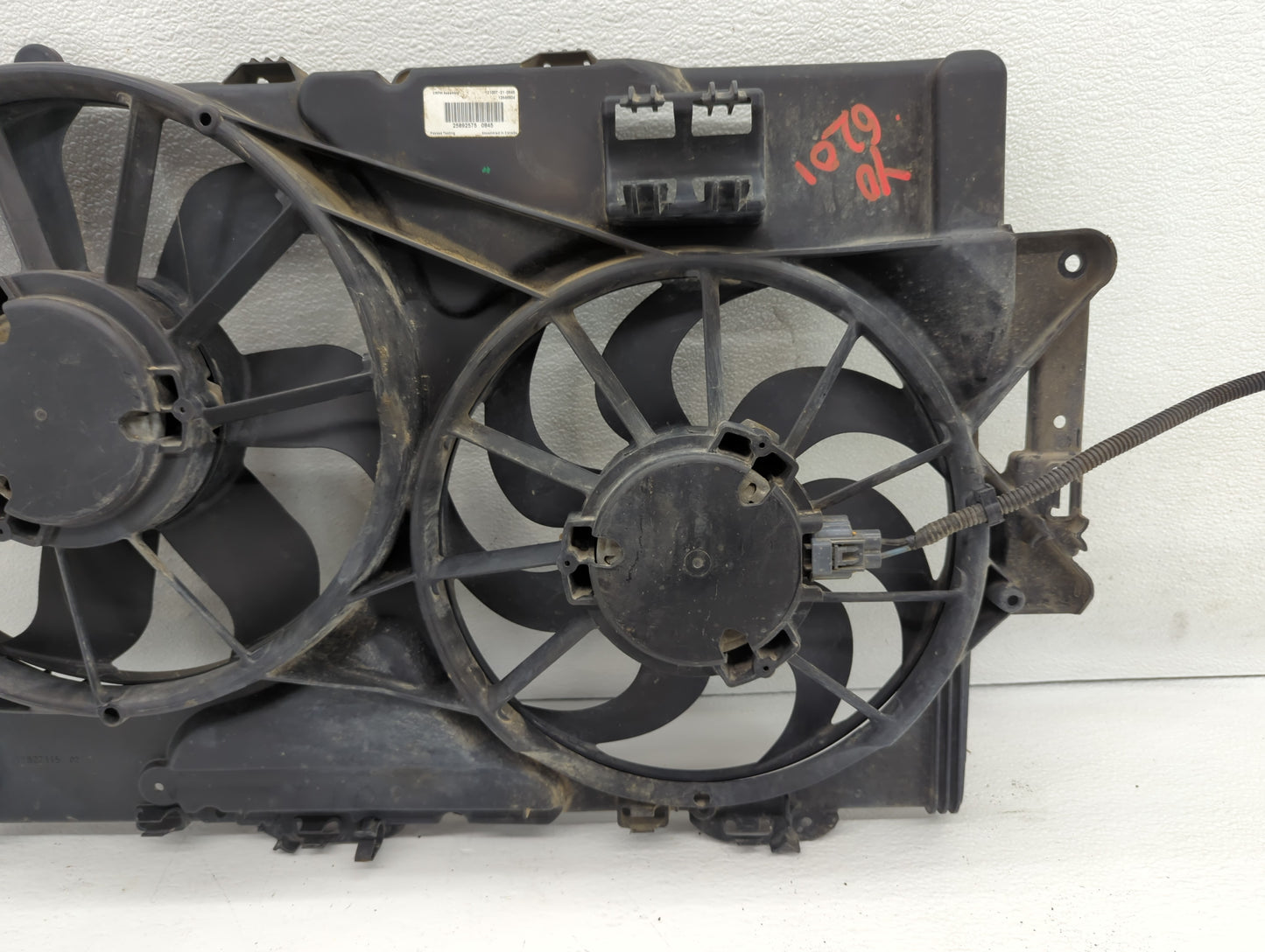 2022 Chevrolet Tahoe Left Radiator Fan Motor Assembly Black - Oemusedautoparts1.com