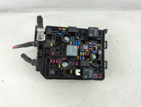 2021-2022 Chevrolet Trailblazer Fusebox Fuse Box Panel Relay Module P/N:42778905 Fits Fits 2021 2022 OEM Used Auto Parts - O