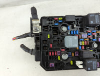 2021-2022 Chevrolet Trailblazer Fusebox Fuse Box Panel Relay Module P/N:42778905 Fits Fits 2021 2022 OEM Used Auto Parts - O