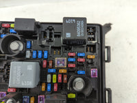 2021-2022 Chevrolet Trailblazer Fusebox Fuse Box Panel Relay Module P/N:42778905 Fits Fits 2021 2022 OEM Used Auto Parts - O