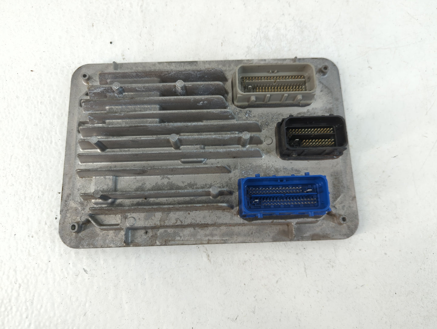 2021-2022 Chevrolet Trailblazer PCM Engine Control Computer ECU ECM PCU OEM P/N:12711047 Fits Fits 2020 2021 2022 OEM Used A