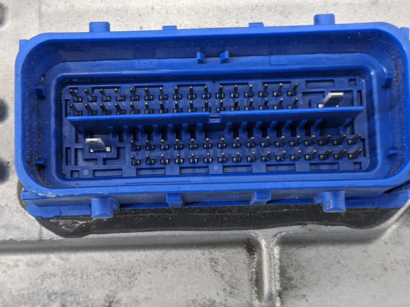 2021-2022 Chevrolet Trailblazer PCM Engine Control Computer ECU ECM PCU OEM P/N:079196555 12711047 Fits Fits 2020 2021 2022 