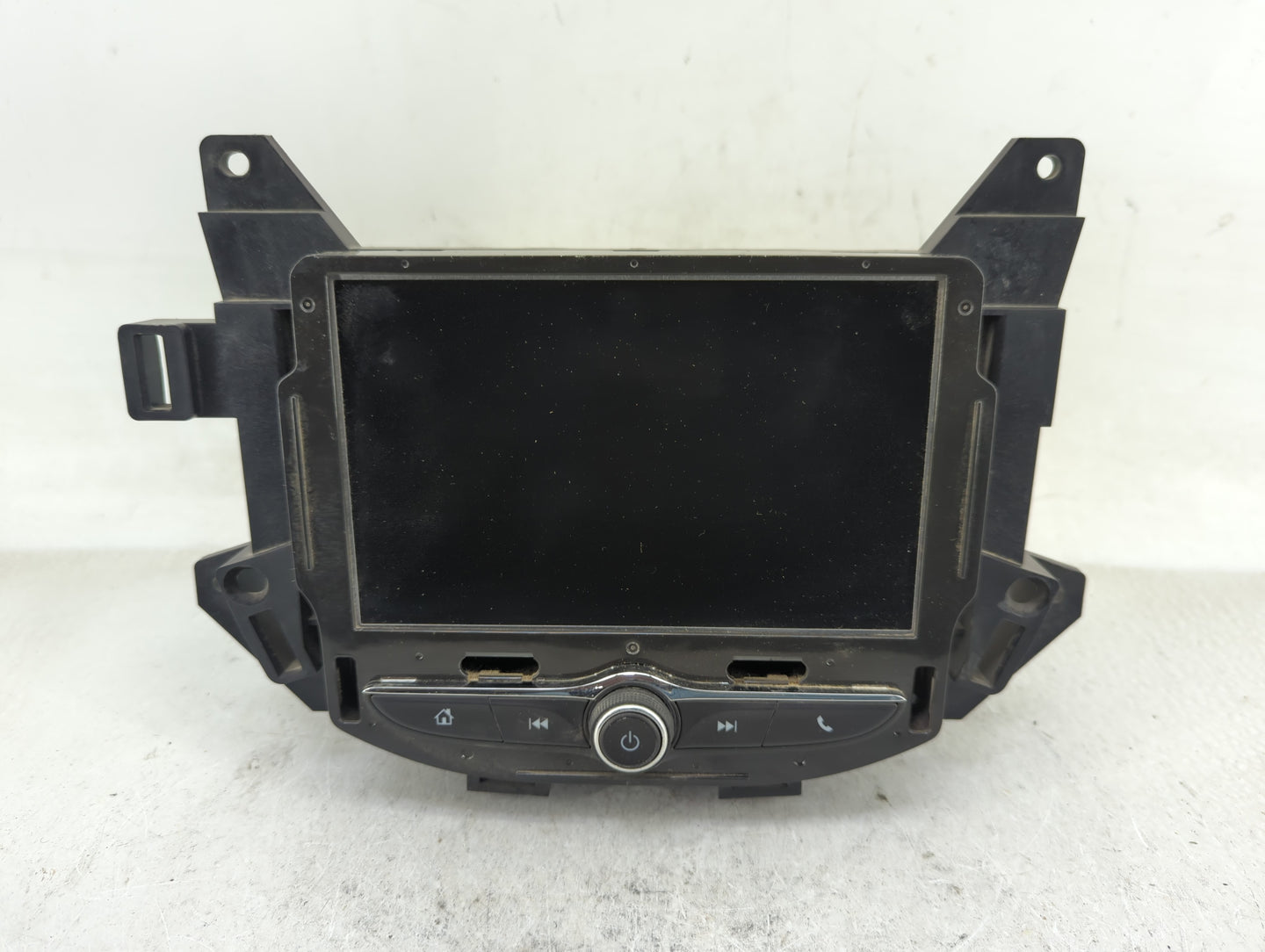 2022 Chevrolet Trailblazer Radio AM FM Cd Player Receiver Replacement P/N:85572162 Fits OEM Used Auto Parts - Oemusedautopar