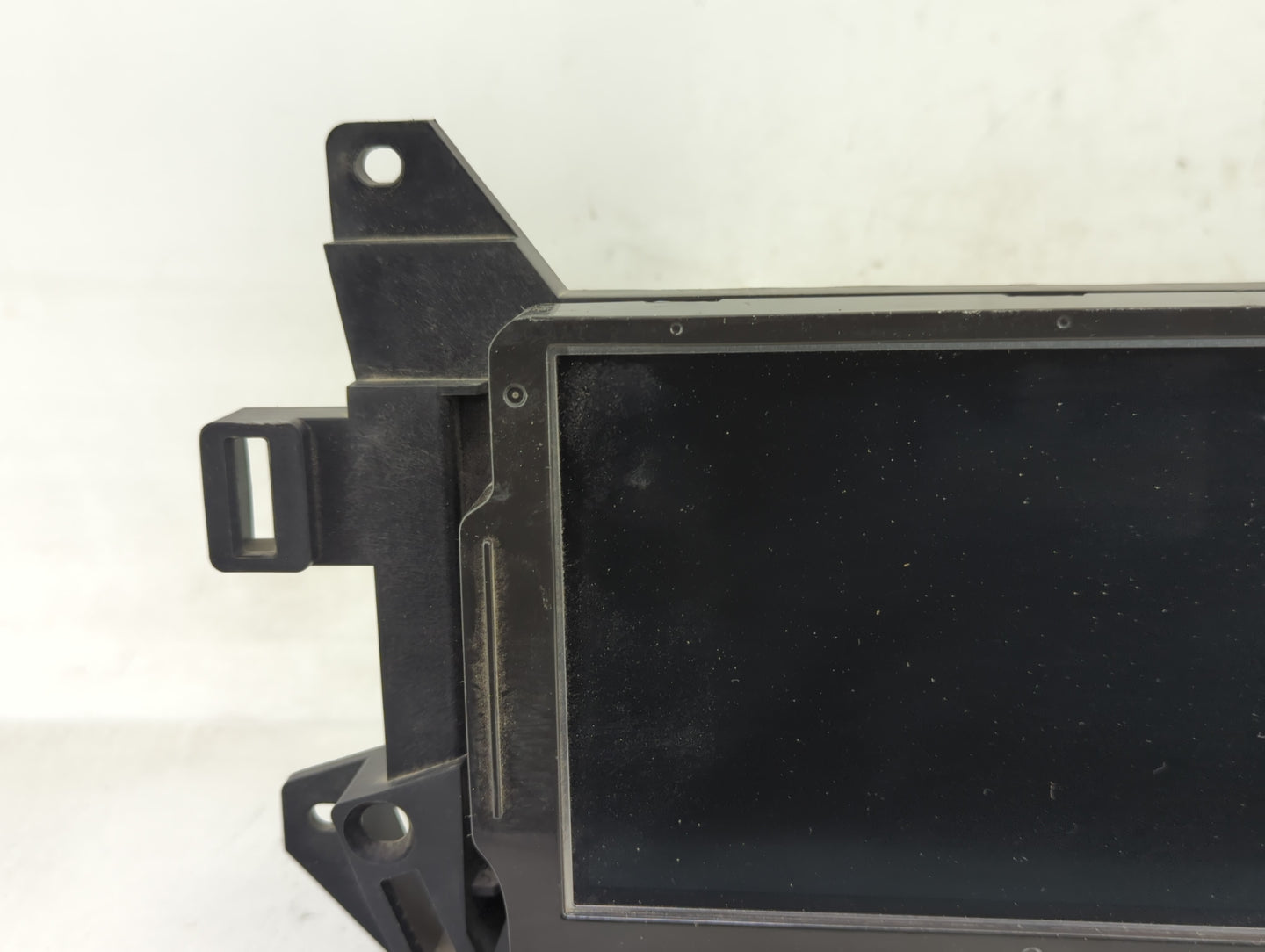 2022 Chevrolet Trailblazer Radio AM FM Cd Player Receiver Replacement P/N:85572162 Fits OEM Used Auto Parts - Oemusedautopar