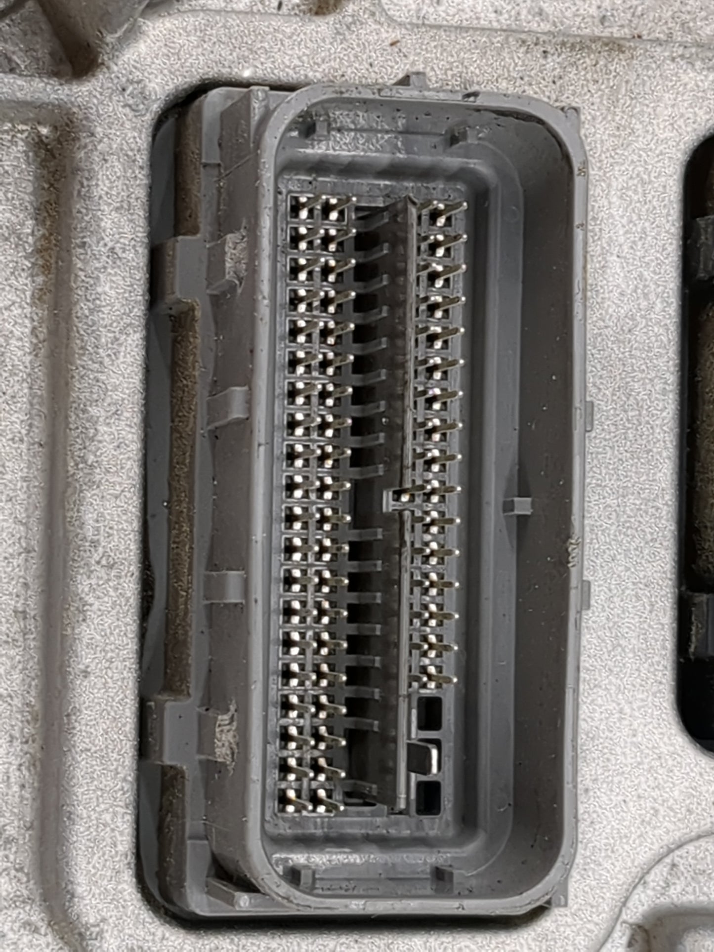 2021-2022 Chevrolet Trailblazer PCM Engine Control Computer ECU ECM PCU OEM P/N:12721667 116833270 Fits Fits 2020 2021 2022 