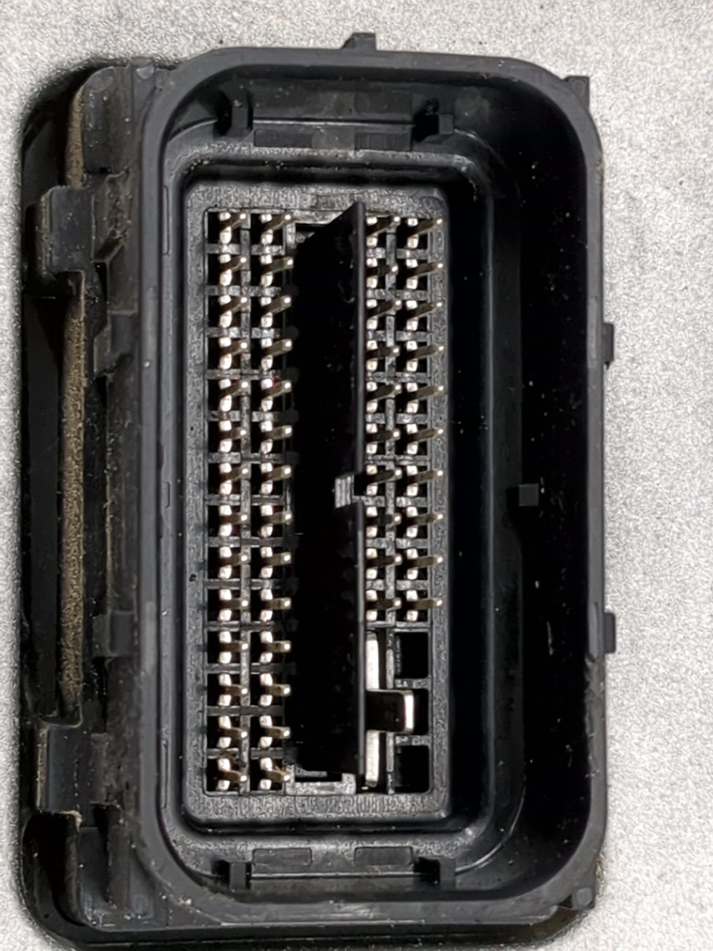 2021-2022 Chevrolet Trailblazer PCM Engine Control Computer ECU ECM PCU OEM P/N:12721667 116833270 Fits Fits 2020 2021 2022 