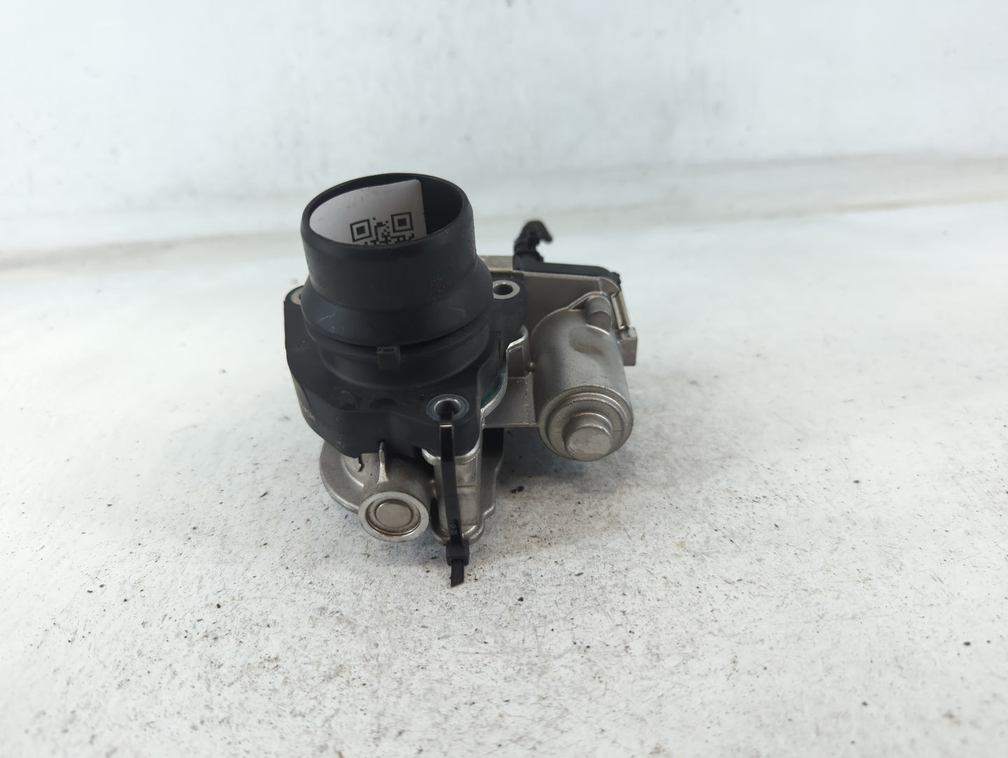 2021-2022 Chevrolet Trailblazer Throttle Body P/N:55510678 Fits Fits 2021 2022 OEM Used Auto Parts - Oemusedautoparts1.com