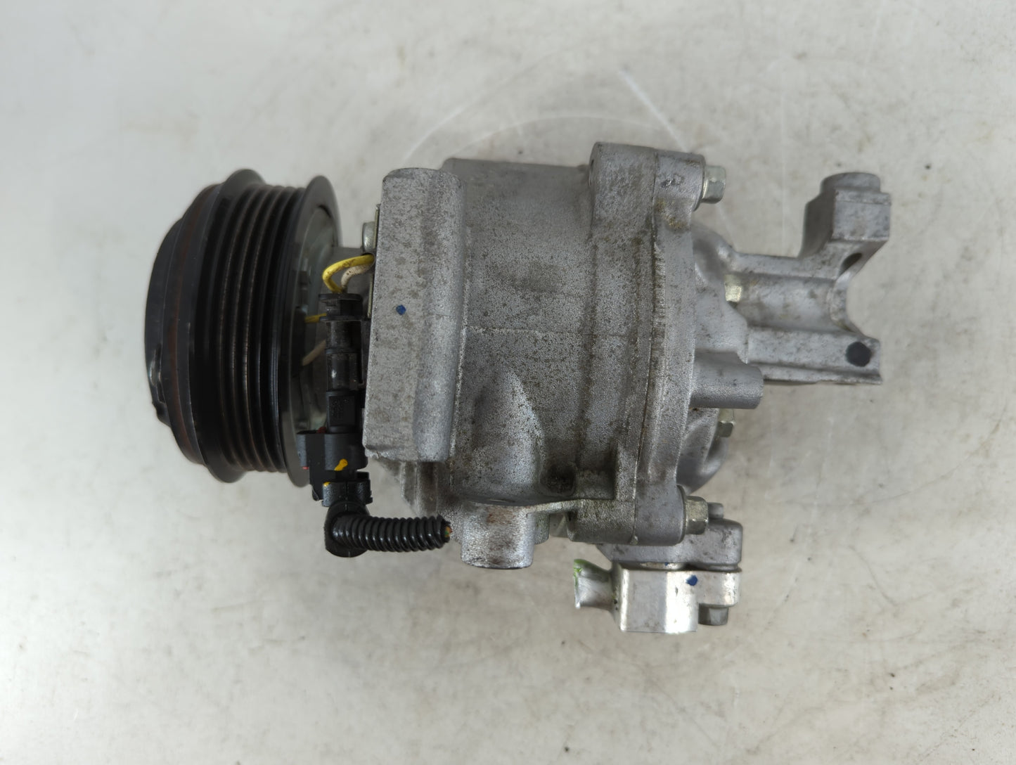 2021-2022 Chevrolet Trailblazer Air Conditioning A/c Ac Compressor Oem - Oemusedautoparts1.com