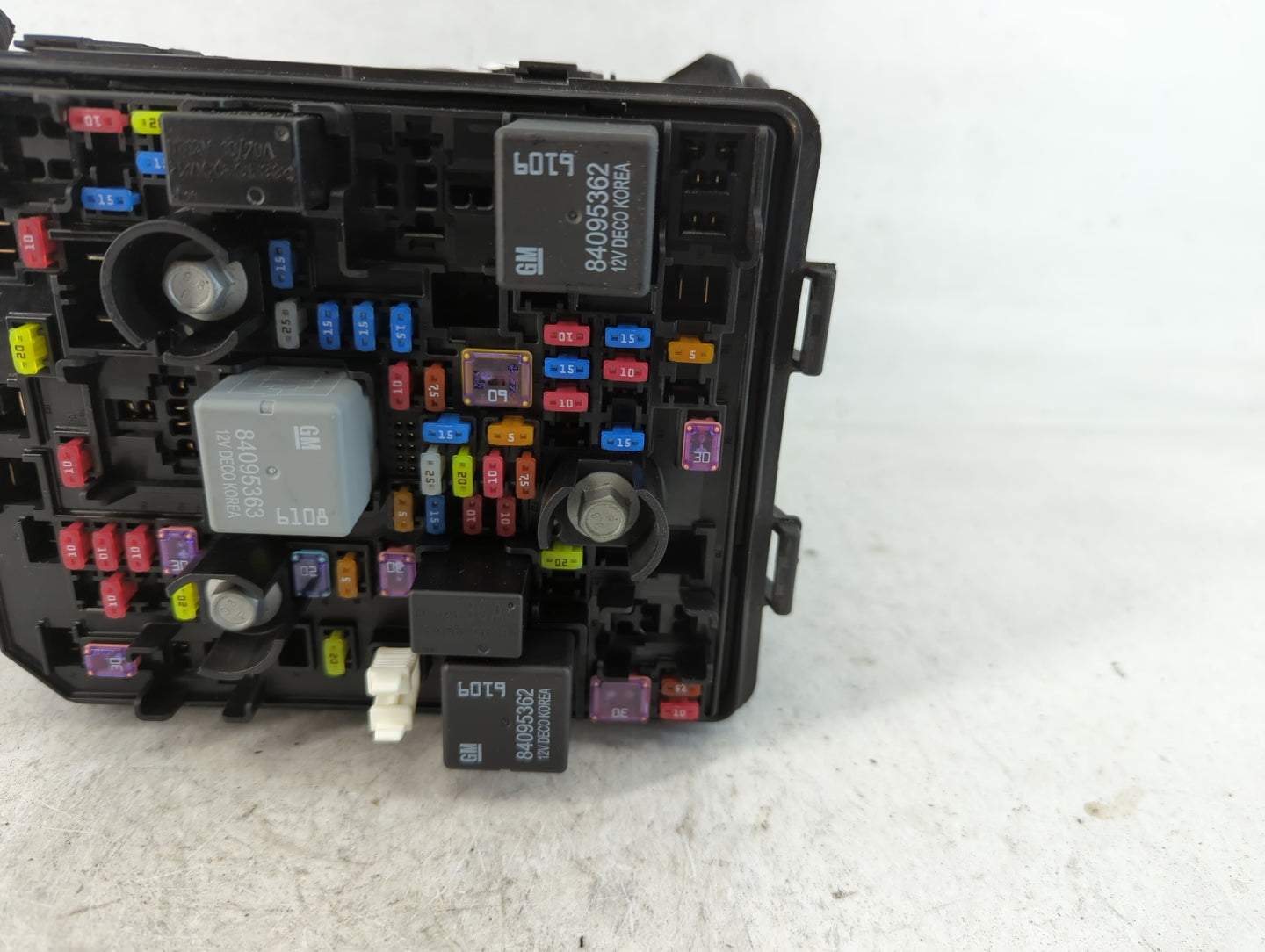 2021-2022 Chevrolet Trailblazer Fusebox Fuse Box Panel Relay Module P/N:0000316 30959L 42784465 Fits Fits 2021 2022 OEM Used