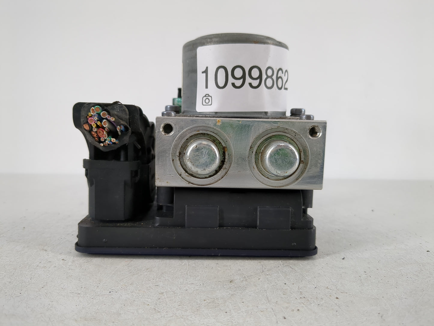 2019-2022 Chevrolet Traverse ABS Pump Control Module Replacement P/N:85516088 Fits Fits 2019 2020 2021 2022 OEM Used Auto Pa