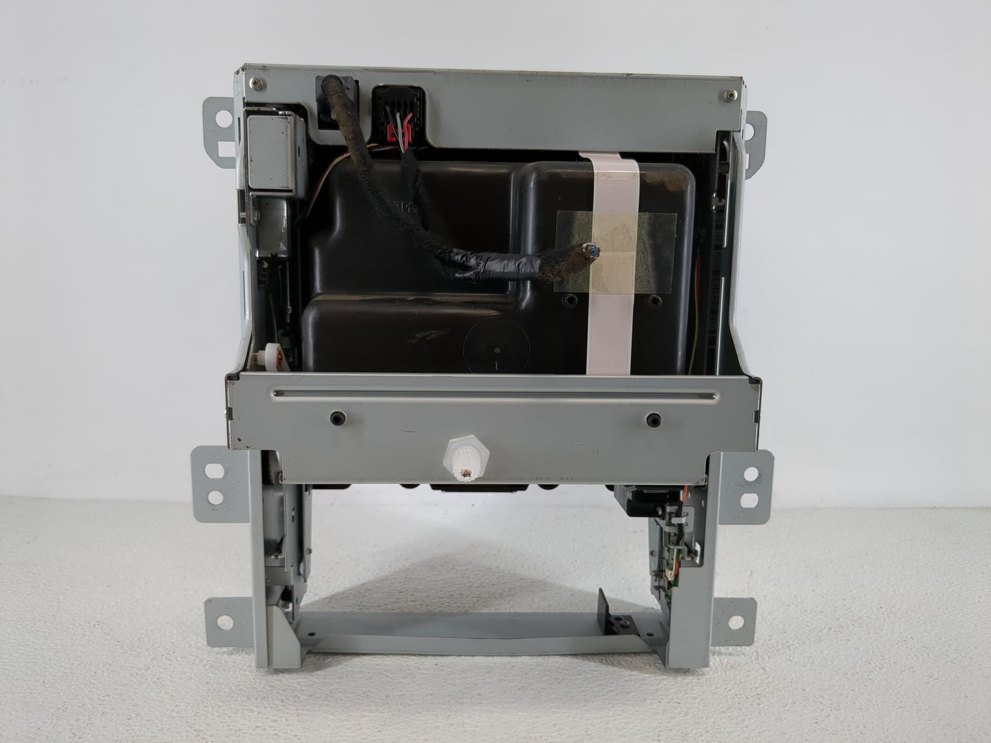 2022 Chevrolet Traverse Radio AM FM Cd Player Receiver Replacement P/N:86778044 Fits Fits 2021 OEM Used Auto Parts - Oemused