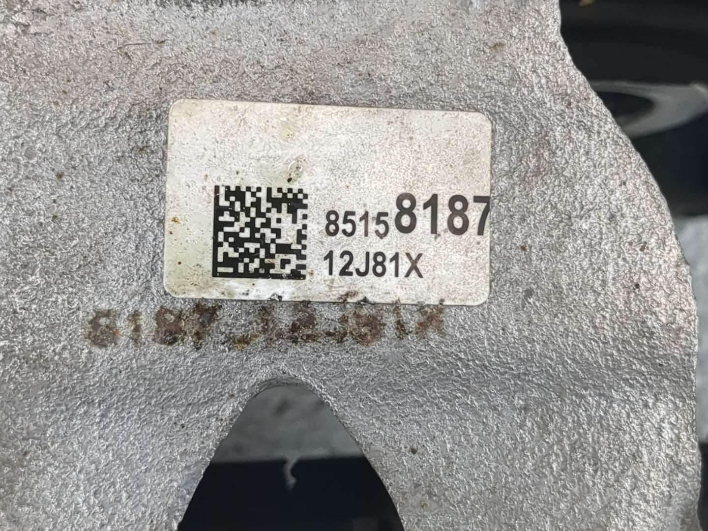 2018-2022 Chevrolet Traverse Rear Driver Left Brake Caliper Silver - Oemusedautoparts1.com