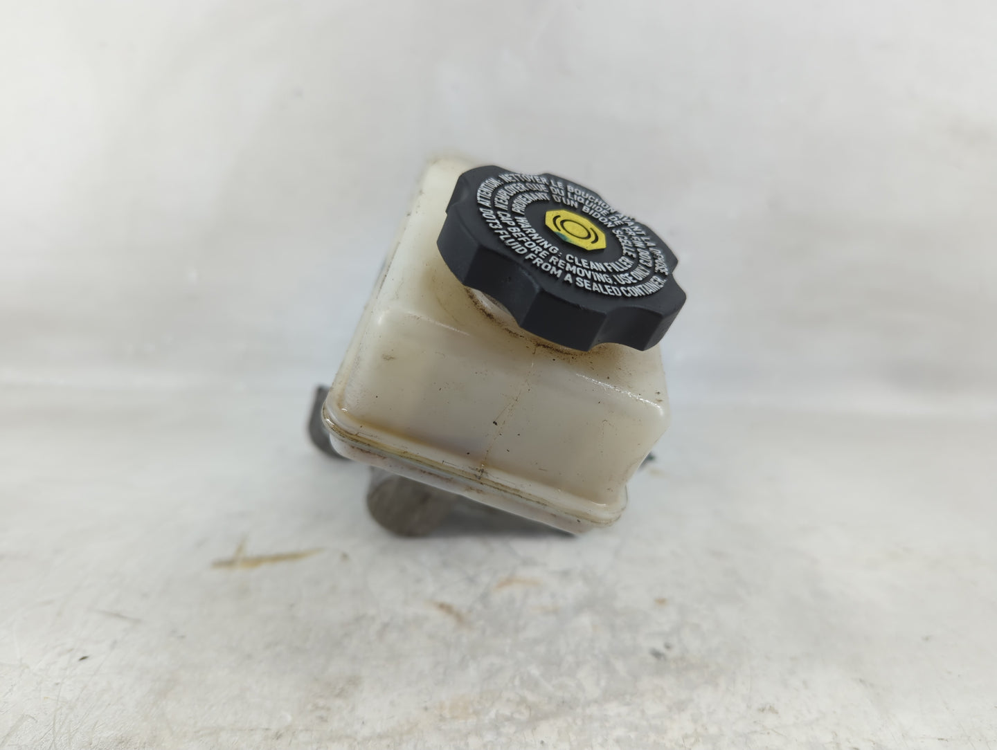 2018-2022 Chevrolet Traverse Brake Master Cylinder - Oemusedautoparts1.com