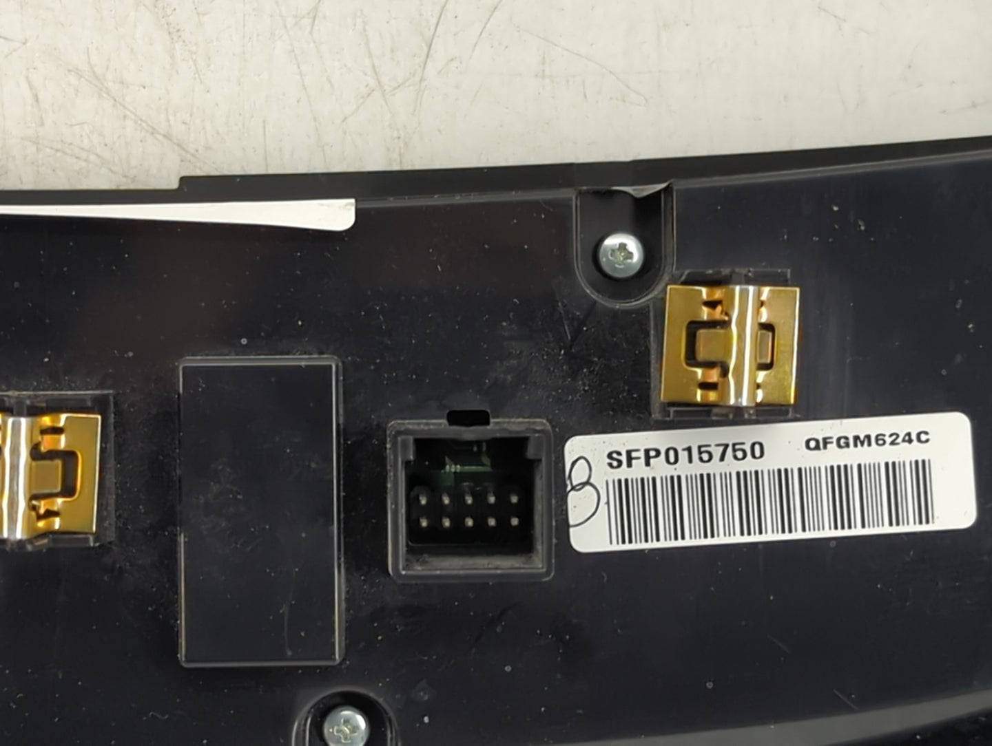 2022 Chevrolet Traverse Climate Control Module Temperature AC/Heater Replacement P/N:85129659 Fits OEM Used Auto Parts - Oem