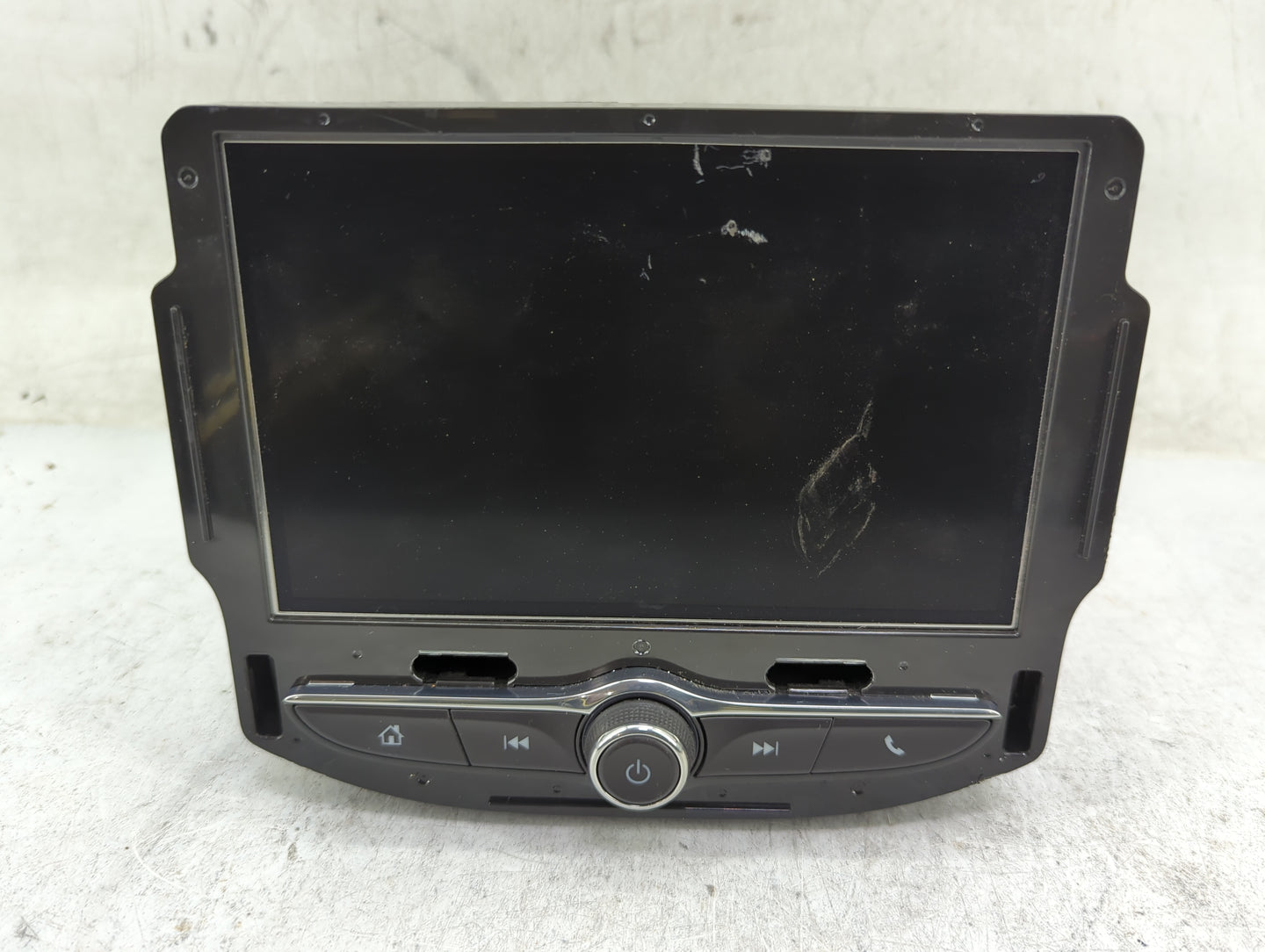 2022 Chevrolet Traverse Radio Display Info Screen Oem - Oemusedautoparts1.com